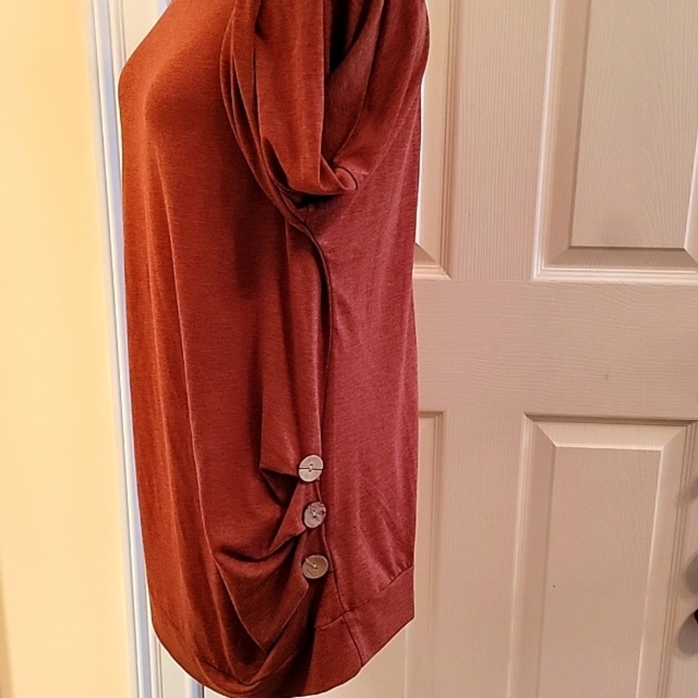 TOP SIZE LARGE - Picture 3 of 4